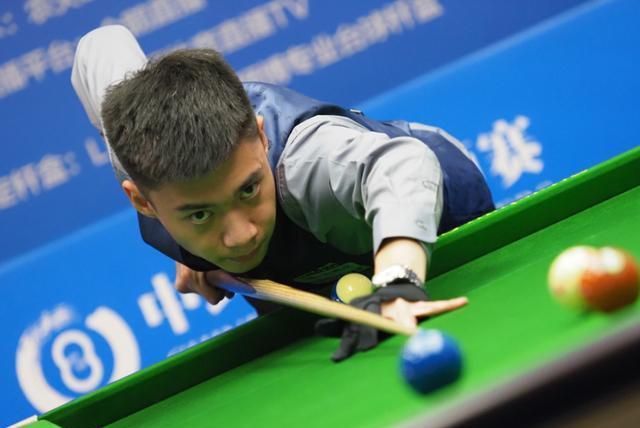 何带领球队 何带领球队