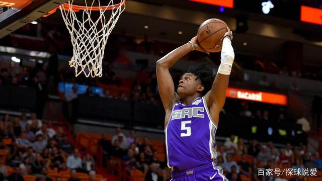 线重任的球 线重任的球