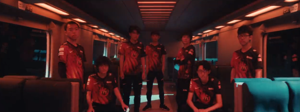 跨赛场的故 跨赛场的故