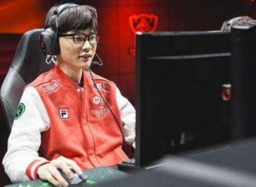 强调攻守转 强调攻守转